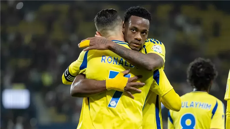قائد النصر السعودي يطالب برحيل جون دوران بعد نهاية الموسم