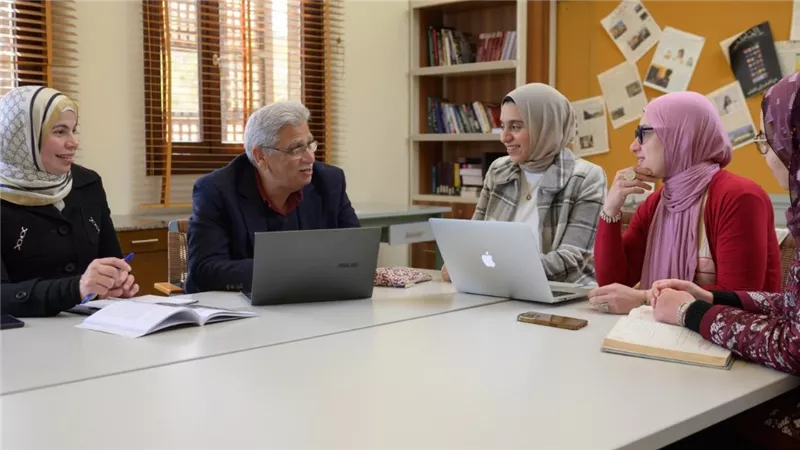 الجامعة الأمريكية تشارك في مبادرة عالمية لتعزيز نظام الرعاية الصحية بمصر