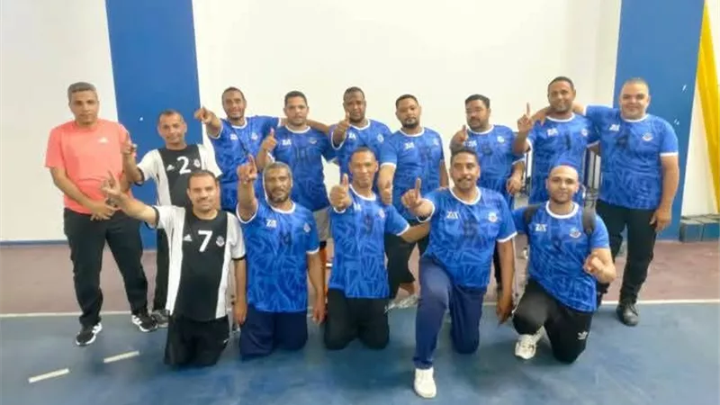 عقب تتويجه بلقب الدوري.. محافظ أسيوط يهنئ فريق بترول أسيوط للكرة الطائرة جلوس 
