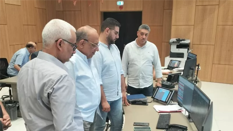 وزير الكهرباء يتابع معدلات الزيادة في الطلب على الطاقة 