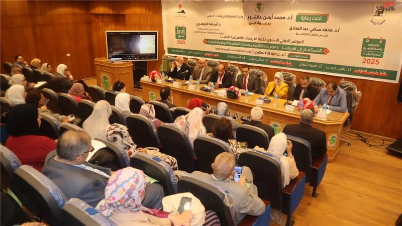 أستاذ الجغرافيا الاقتصادية يستعرض أهمية الممرات الإفريقية لجذب الاستثمار