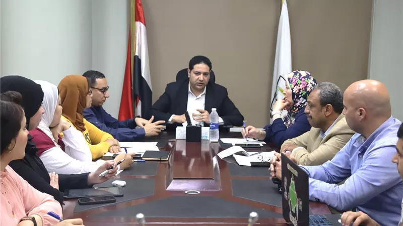 للانضمام إلى شبكة اليونيسكو .. نائب بني سويف يتابع إعداد ملف ترشيح المحافظة