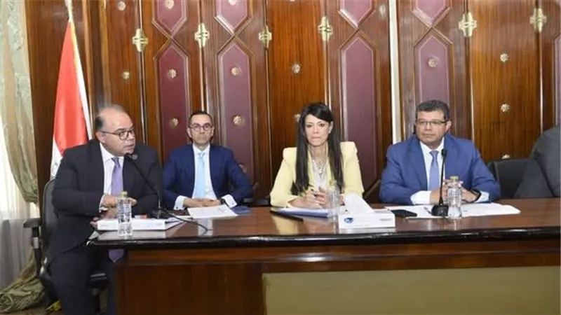 الرقابة المالية: توسيع ملكية الشركات الحكومية يعزز دور القطاع الخاص بالاقتصاد