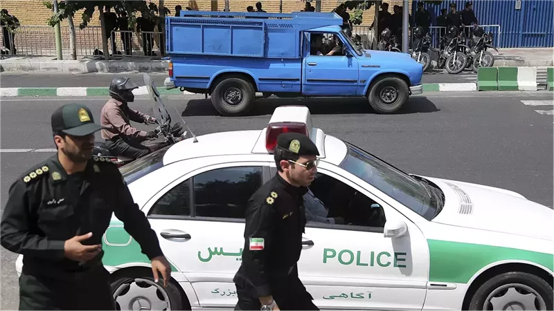 هجوم بسكين في شيراز الإيرانية يودي بحياة 4 أشخاص: المهاجم كان تحت تأثير المخدر