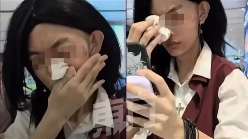  واقعة غريبة.. صينية تضطر إلى إزالة مكياجها بسبب أجهزة التعرف على الوجه