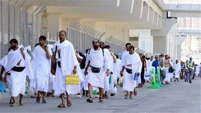 طبيب حساسية ومناعة يقدم روشتة شاملة لحجاج بيت الله الحرام (فيديو)
