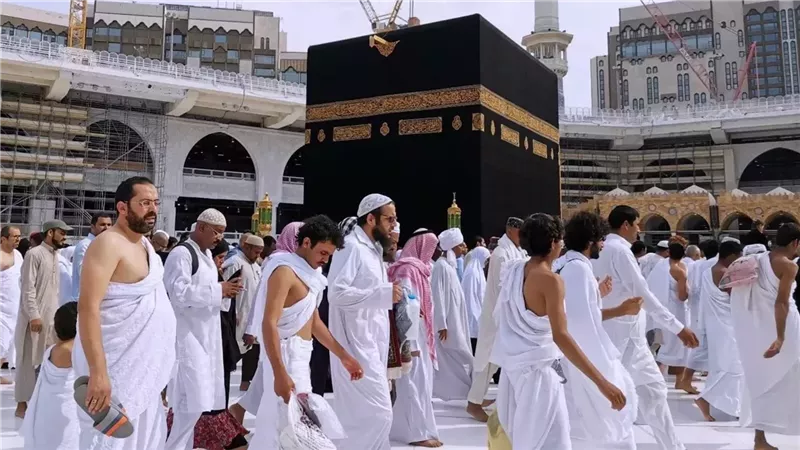 السياحة: 18 ألف حاجًا وصلوا مكة والمدينة واستعدادات مشددة لرعاية المرضى  