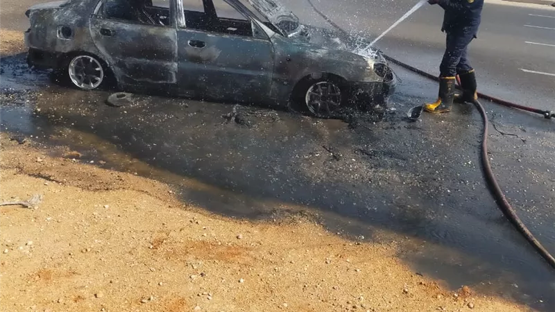 إصابة شخص في احتراق سيارة ملاكي بطريق 