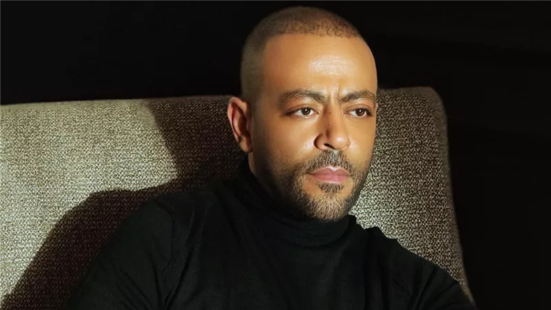 تامر عاشور يجرى عملية رباط صليبى ويؤجل حفلاته الفترة المقبلة