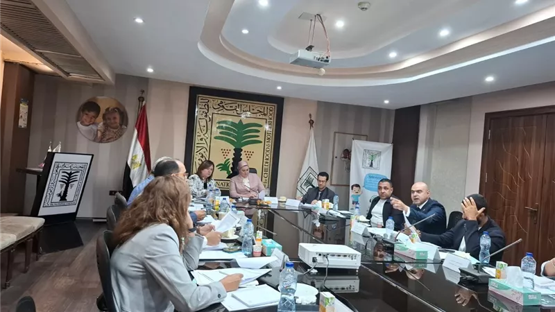 الطفولة والأمومة: مواصلة الجهود لإنفاذ حقوق الطفل وتمكين الفتيات من المبادرات