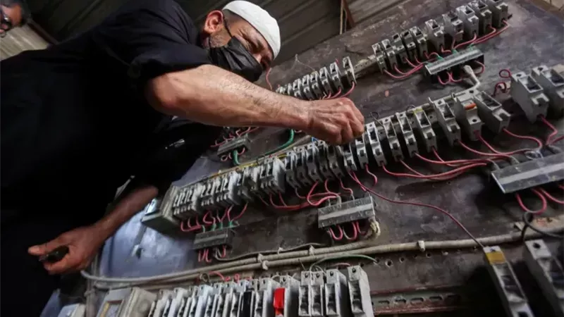 الكهرباء تطمئن المواطنين: «لا يوجد تخفيف أحمال في الصيف»|فيديو 