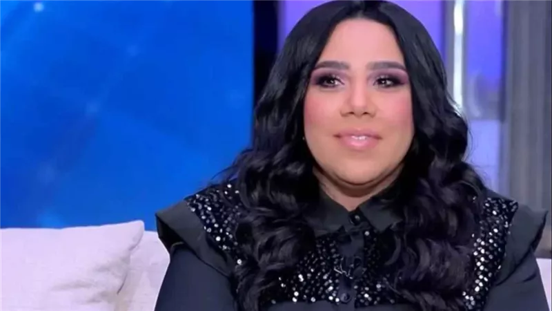 متشوفش شر أبدًا.. شيماء سيف تدعم تامر عاشور بعد أزمته الصحية