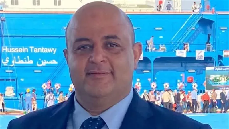 تخليدا لذكرى والده.. محمد مصطفى: إنشاء مركز طبى شامل ومسجد لخدمة أهالي منيا 