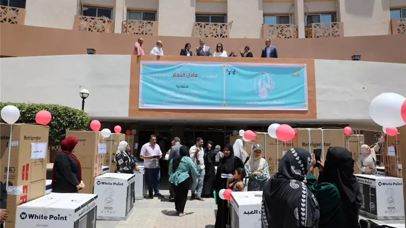 محافظ الجيزة يسلّم أجهزة كهربائية لـ50 فتاة مقبلة على الزواج دعماً لأسرهن