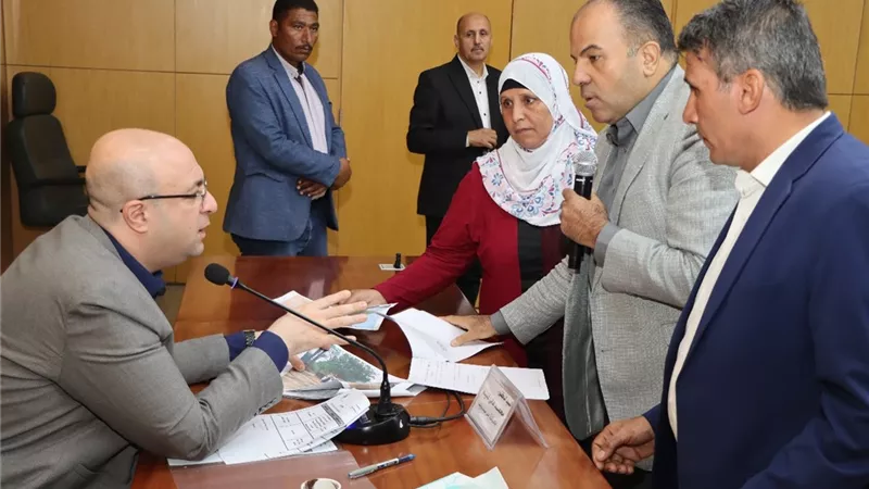 محافظ بني سويف يتابع شكاوى المواطنين في لقاء أسبوعي بديوان المحافظة