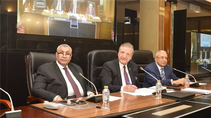 ردًا على مصطفى سالم..