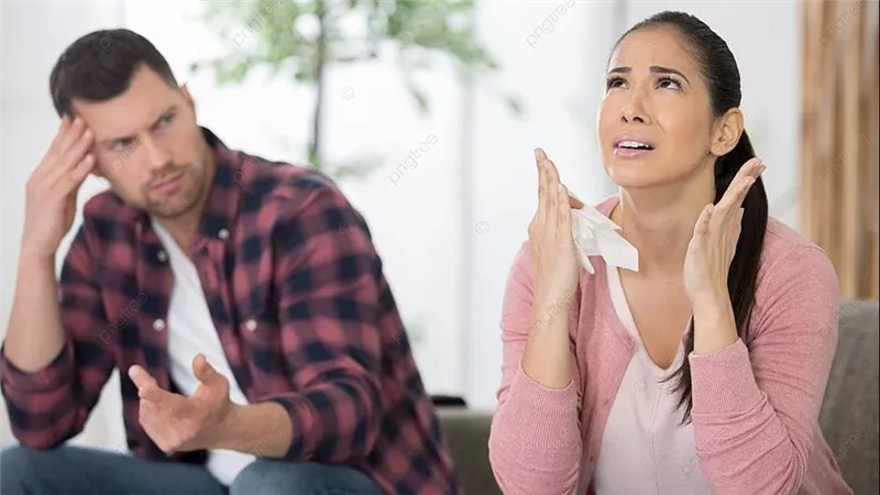 عدم السماح للزوجة بلقاء صديقاتها.. استشاري علاقات أسرية توضح الحل