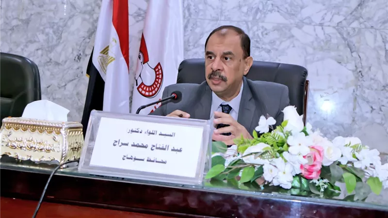 تكثيف حملات الرقابة في سوهاج لضبط الالتزام بمواعيد فتح وغلق المحال التجارية