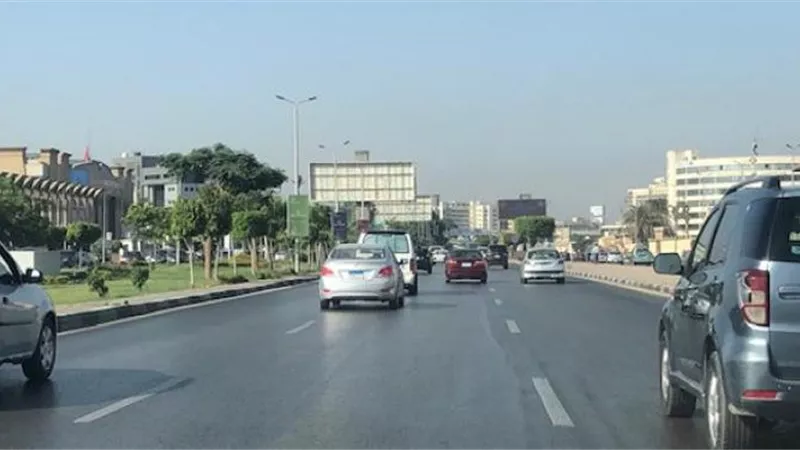 سيولة مرورية نسبية في القاهرة والجيزة مع نهاية الأسبوع