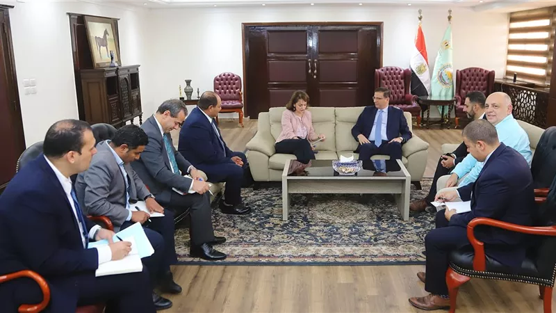 وزير الزراعة يبحث مع سفيرة رومانيا تبادل السلع الزراعية