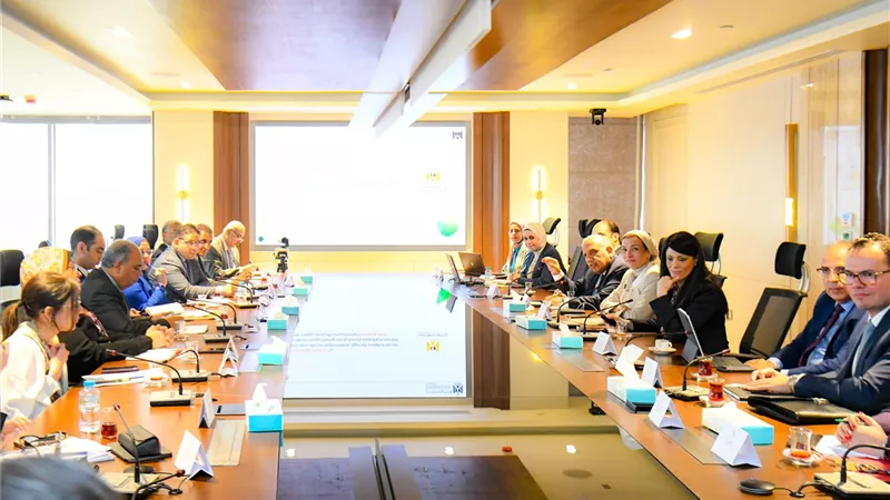 وزيرة البيئة: ضرورة العمل على تعديل تعريفة التغذية لتحويل المخلفات إلى طاقة