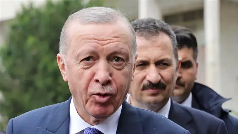 أردوغان يحث روسيا وأوكرانيا على عدم 