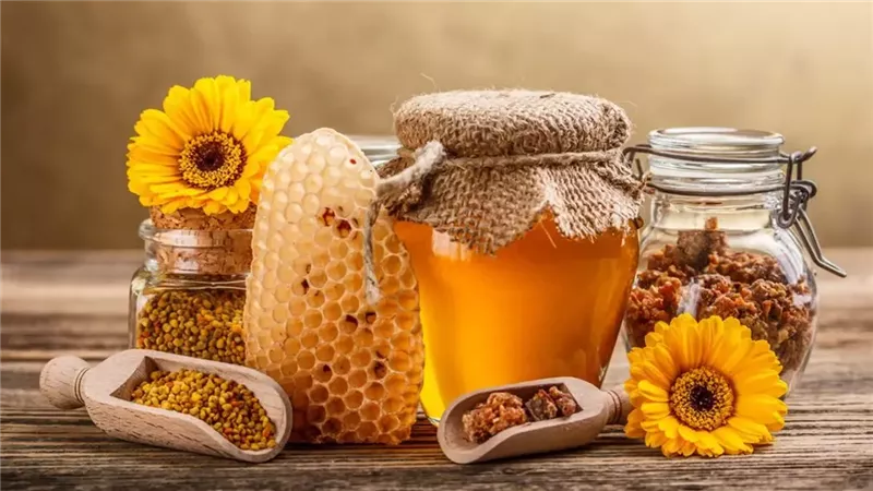 فى 5 خطوات سهلة .. كيف تتأكد من جودة العسل الأبيض؟ 
