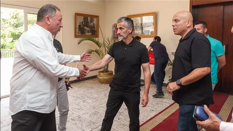 موقف الراحلين ..تفاصيل اجتماع محمد يوسف مع ريبيرو بشأن الصفقات الجديدة بالأهلي
