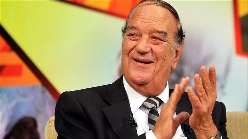 «تيخا» يستحضر ذكريات العمل مع حسن حسني في «آخر كلام»