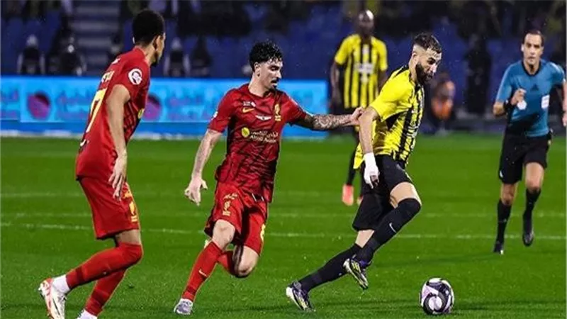 ثنائية تاريخية.. اتحاد جدة يتوج بكأس خادم الحرمين الشريفين للمرة العاشرة