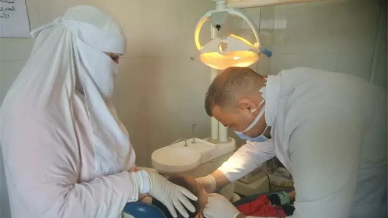 فحص وتوفير العلاج لــ1590حالة بقافلة للصحة ضمن حياة كريمة ببنى سويف