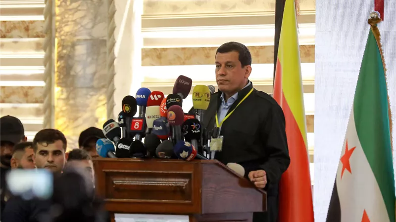 قائد أكراد سوريا: لدينا اتصال مباشر مع تركيا ومنفتحين للقاء أردوغان