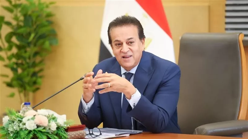 عراقية تشكر مصر تقديم العلاج لها بمستشفى حكومي.. ووزير الصحة: «هي دي بلدنا»