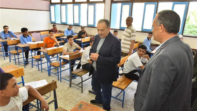 ضبط حالة تسريب امتحانات اللغة الإنجليزية بالشهادة الاعدادية بأسيوط