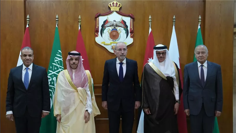 محلل سياسي سعودي: بيان وزراء الخارجية يمهّد لقرارات حاسمة في قمة الدوحة