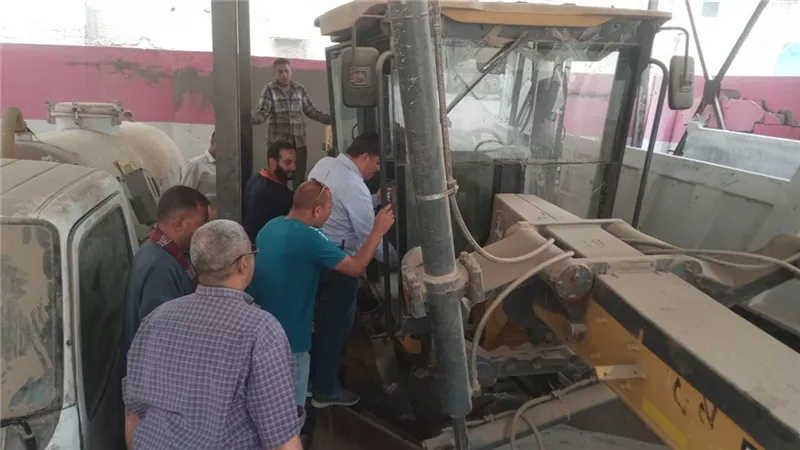 محافظ أسيوط يوجه برفع كفاءة المعدات وإجراء الصيانة الدورية لها |صور