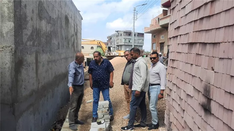 رئيس مياه دمياط يتفقد مشروعات حياة كريمة بقرى مركز كفر سعد