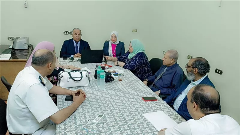 وكيل تعليم الفيوم يجري جولة تفقدية بلجان امتحانات الشهادة الإعدادية 