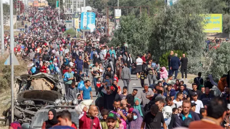 أطفال غزة بين الحصار والموت.. أرقام صادمة تعكس الكارثة الإنسانية 