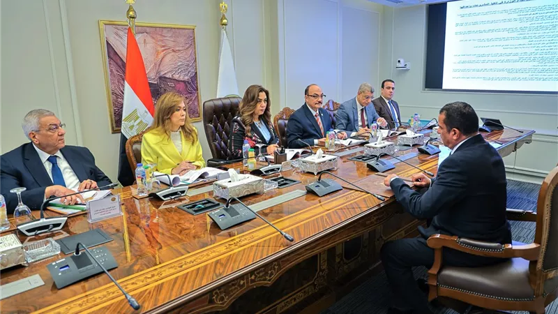 وزيرة التنمية المحلية تعلن انتهاء مقابلات الوظائف القيادية بديوان الوزارة