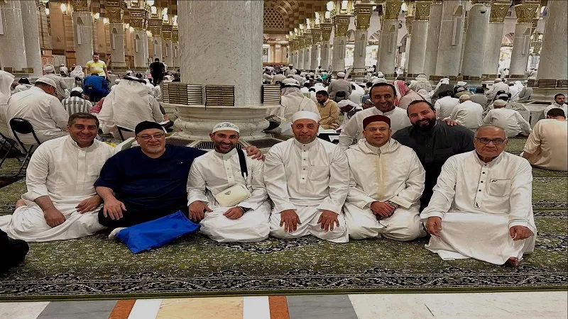 خالد الجندي لـ تامر أمين: أحمد سعد أزال التاتو ويتدرب على التجويد