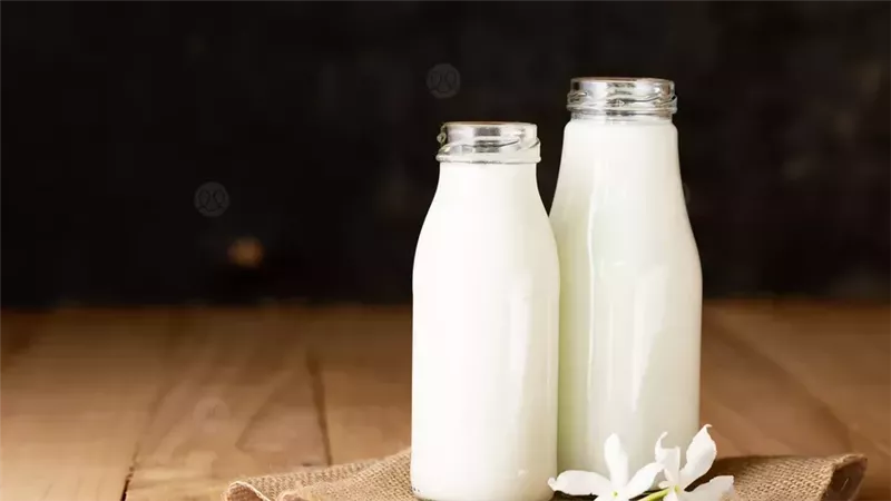 أطباء: شرب الحليب لعلاج الحموضة خرافة شائعة                            