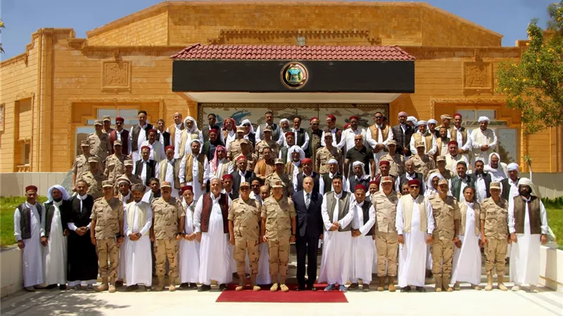 المنطقة الغربية العسكرية تنظم لقاء مع شيوخ وعواقل محافظة مطروح‎