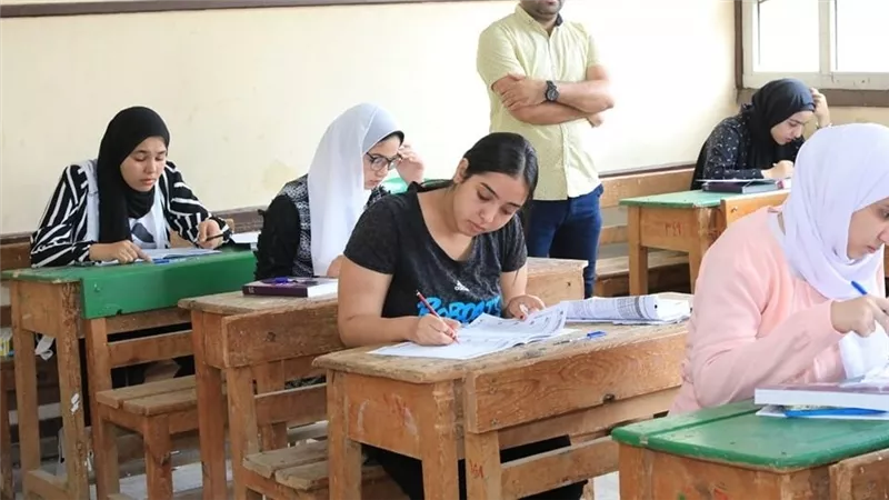 في الساعات الأخيرة قبل الامتحانات .. الخطة العملية الشاملة لمواجهة الخوف 