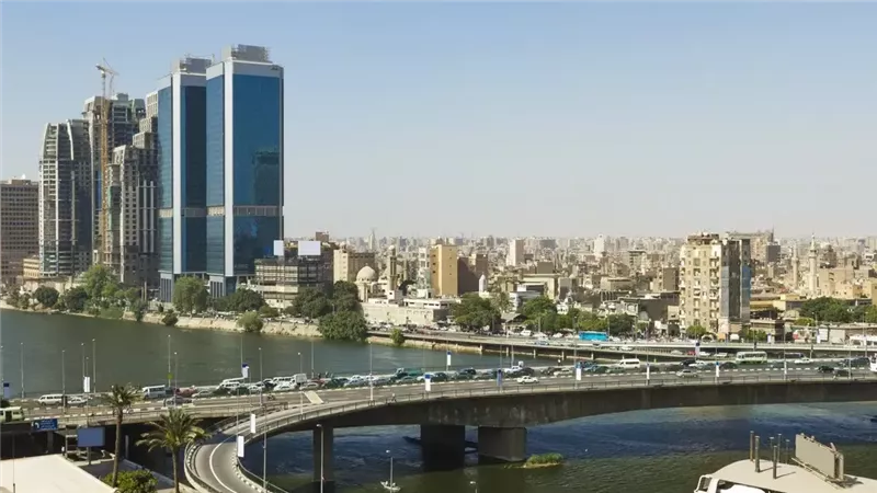 أسباب تراجع نشاط الشركات الصغيرة والمتوسطة في مايو 2025