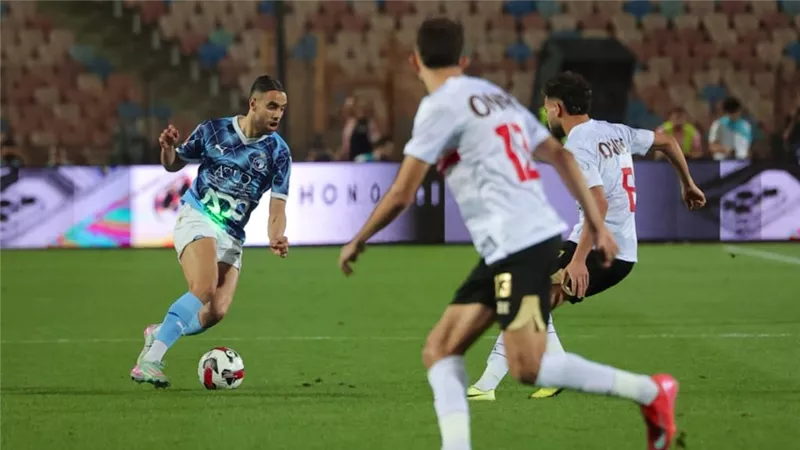 الزمالك يصطدم بـ بيراميدز في صراع ناري بالدوري الممتاز اليوم