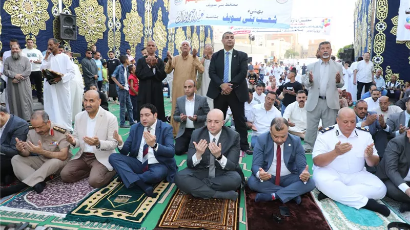 محافظ بني سويف يُهنئ مواطني وقيادات المحافظة بعيد الأضحى المبارك