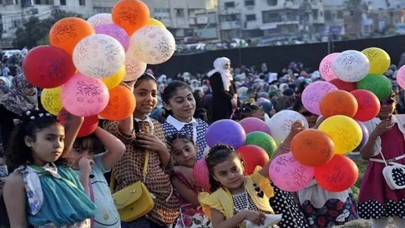 أجواء عيد الأضحى في القاهرة.. زيارات عائلية واحتفالات ثاني أيام العيد 