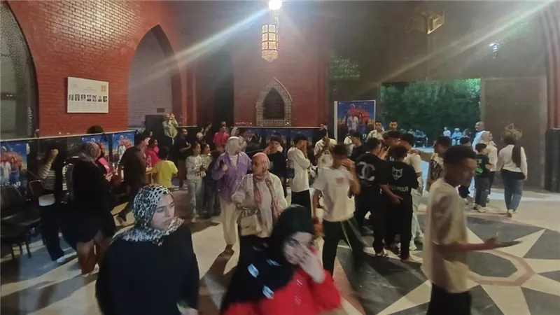 توافد جماهيري على عروض أفلام عيد الأضحى بمواقع 