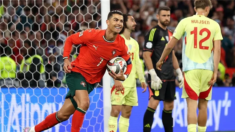 كريستيانو رونالدو يقود البرتغال للتتويج بدوري الأمم الأوروبية على حساب إسبانيا